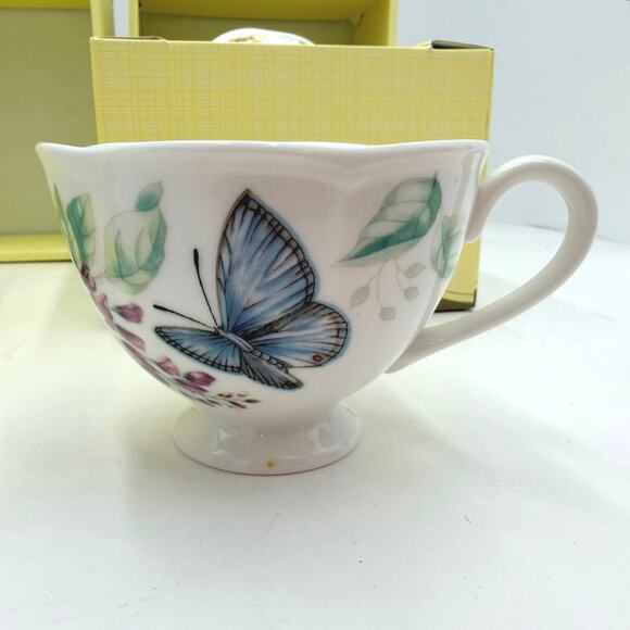 Lenox Butterfly Meadow Fritillary & Blue Butterfly Tea Cup & Saucer Set of 2 - Picture 7 of 16
